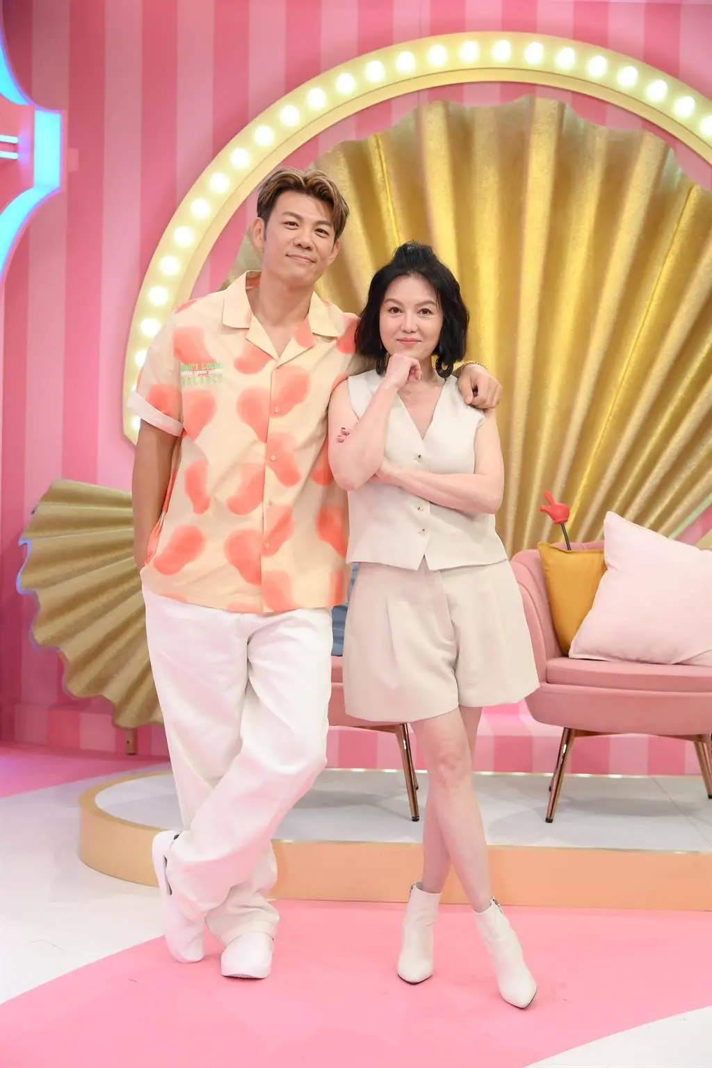 《阿姐万岁》：当旧日芳华遇上时代洪流，一段女性的坚韧史诗